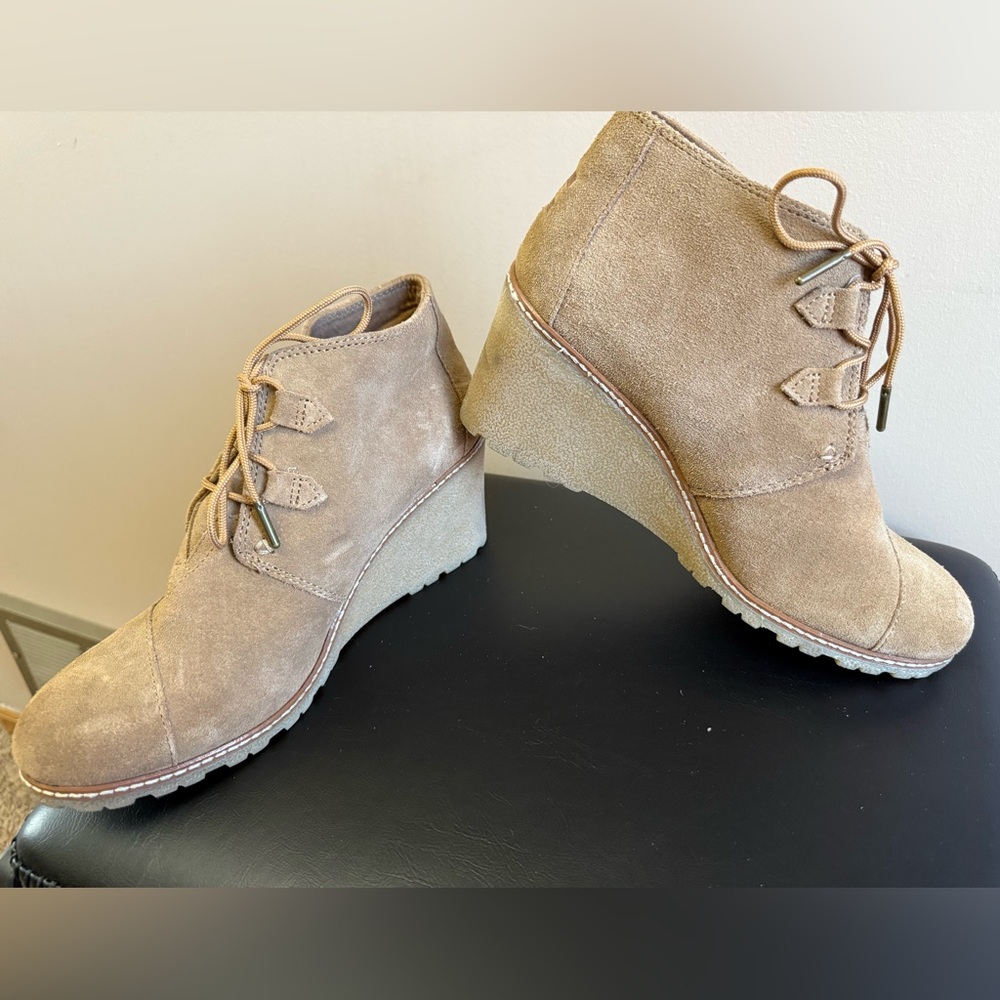Toms Tan Suede Wedge Ankle Boots